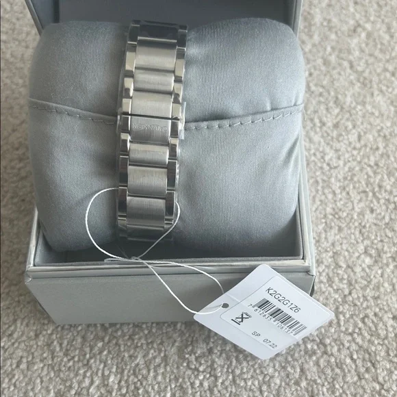 Calvin Klein White and Silver Men's Watch 40mm stainless steel band - Picture 3 of 6